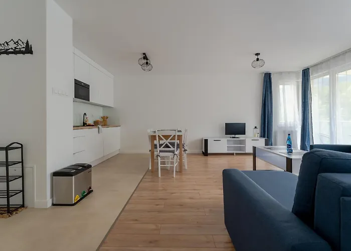 Apartman K27 - Z Pieknym Widokiem I Parkingiem - Spaceapart